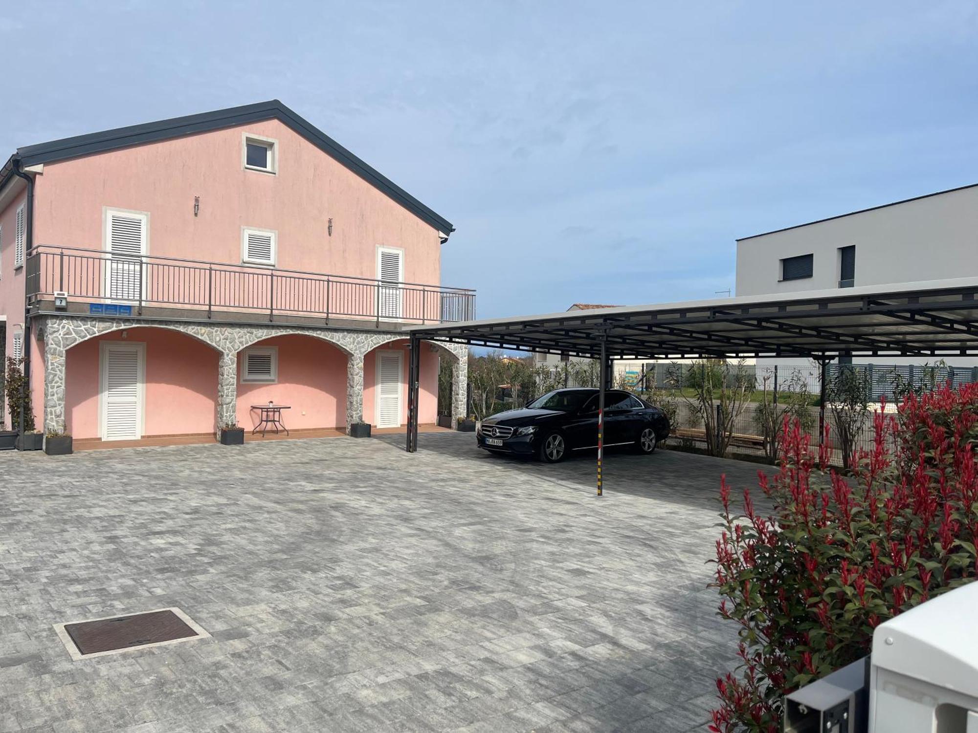 מאלינסקה Apartments Marija מראה חיצוני תמונה