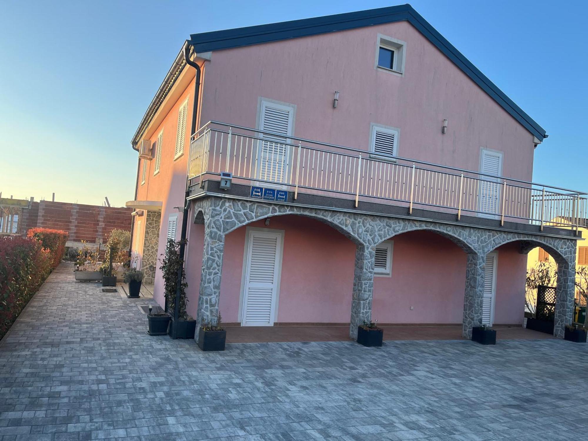מאלינסקה Apartments Marija מראה חיצוני תמונה