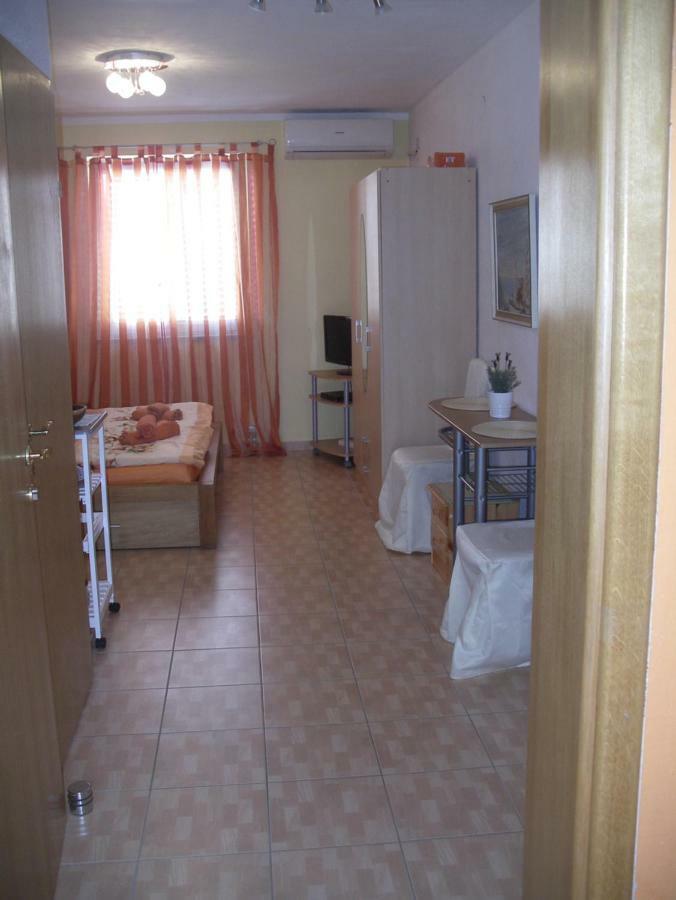 מאלינסקה Apartments Marija מראה חיצוני תמונה